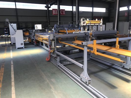 Algılama Cihazlı 3 Katmanlı 250A Tavuk Mesh Yapma Makinesi